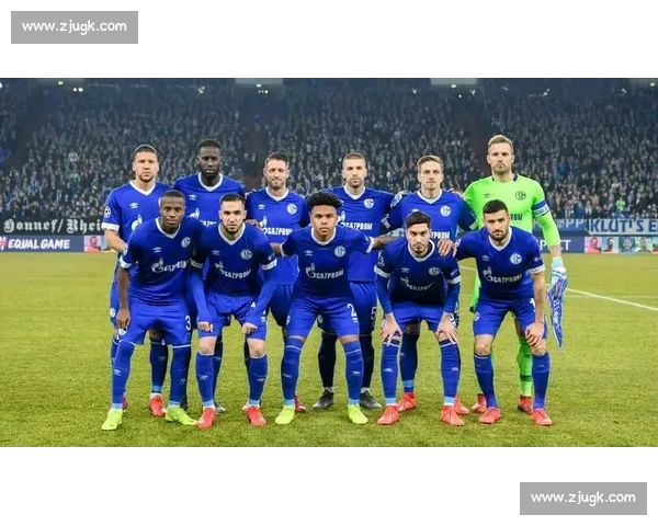 沙尔克 04 锁定 22 岁中场新星 埃尔 - 法乌齐加盟至 2029 年